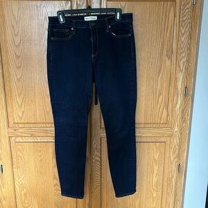 Gap true skinny jeans